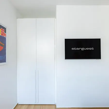 At Twenty-One- Nuovo Appartamento Nel Cuore Di Napoli Coral Apartment Naples