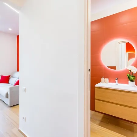 At Twenty-One- Nuovo Appartamento Nel Cuore Di Napoli Coral Apartment *