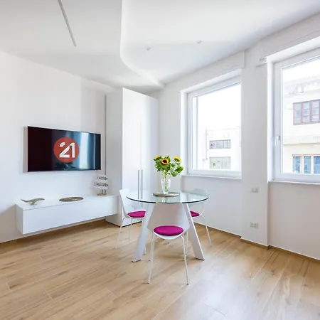 Nuovo Nel Cuore Di At Twenty One - Coral